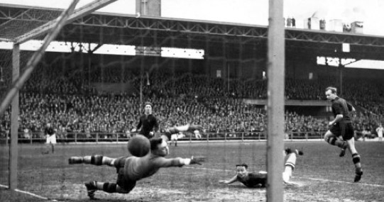 XL43FotoBijColumnXLJanWillemDeKoster