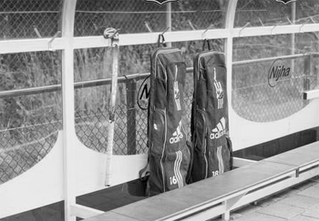 XL24-TipsAccosDugout-1