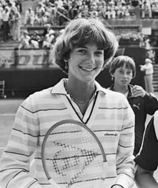 XL43_5vragenMarcellaMesker-2a