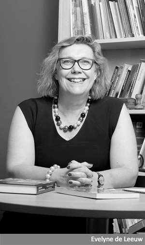 XL23EvelyneDeLeeuw-1