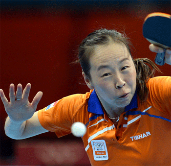 XL26-TafeltennisLiJiao-2