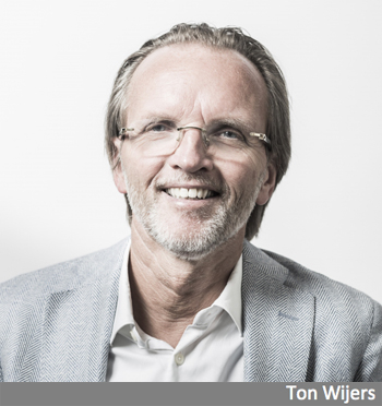 XL39BadmintonbondTonWijers copy