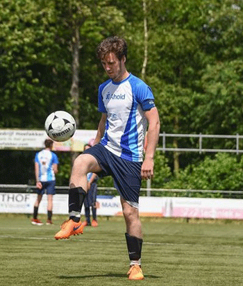 XL6DeJongeSportbestuurder-JasperWilshaus-2