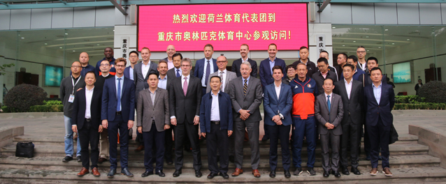 XL10 -1- OrangeSportsForum_foto2