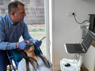 XL14_InnovationXLMouthGuard_foto2