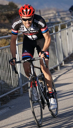 XL20-OpenPodiumGiro-1