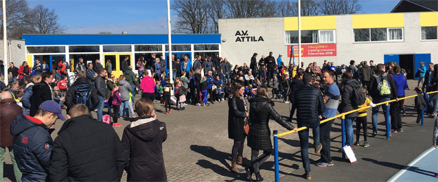 XL8DeJongeSportbestuurderTvE-4