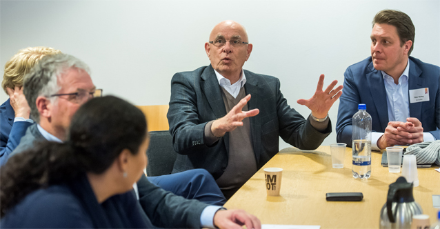 XL5-5vragenaanMichaelVanPraag-1