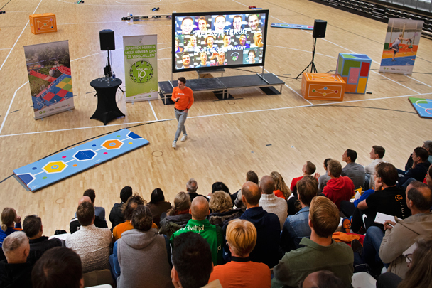 XL43Masters-of-Movement-5