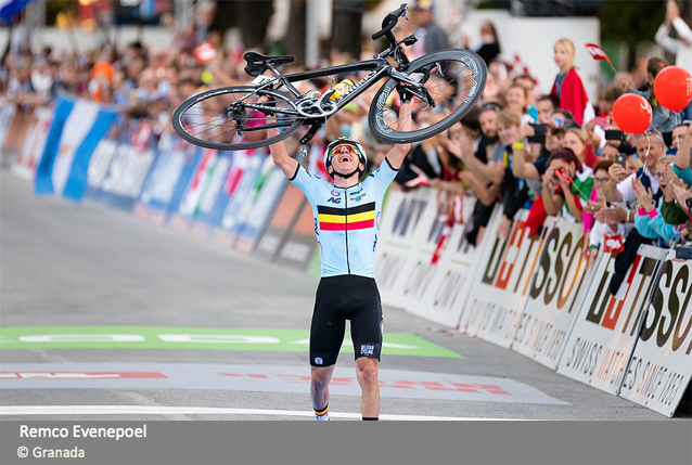 XL26OpenPodium-FeikeT-1