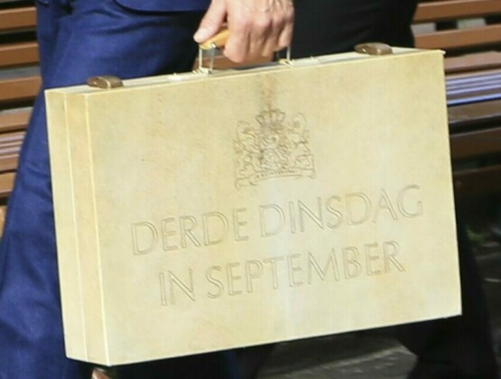 Prinsjesdag koffertjes shutterstock 721555930