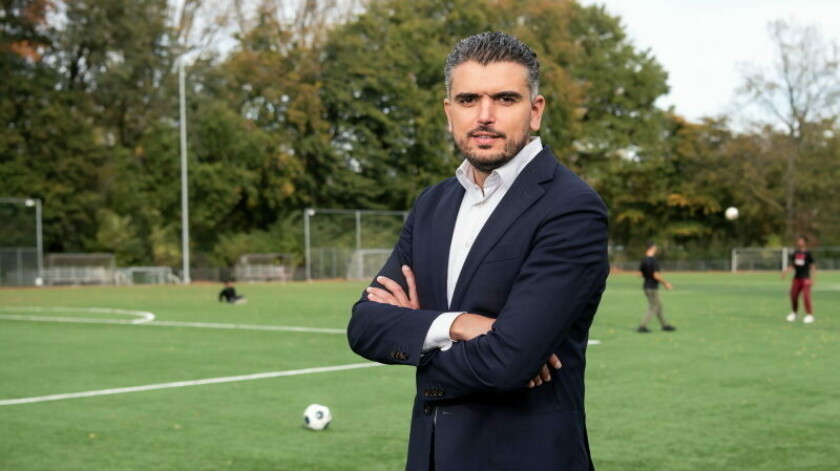 Wethouder Sofyan Mbarki ©Tom Feenstra