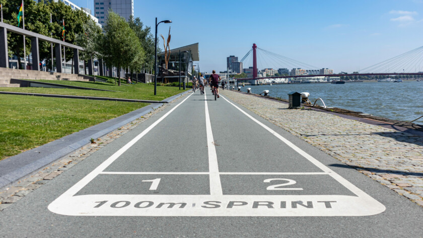 100m sprint shutterstock 1506669434