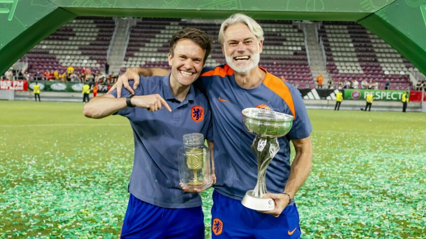 Tim Koning en Peter van der Veen ©KNVB Media